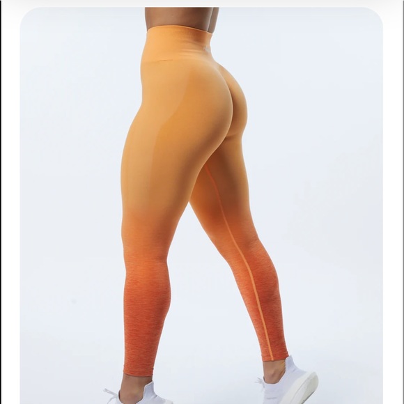 Alphalete Ombré Legging Day Tripper Orange - Picture 2 of 8